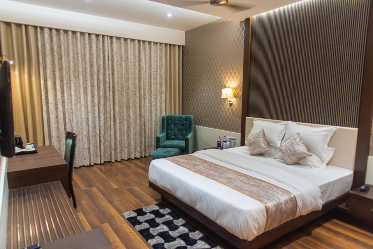 Hotel Royal Livin Варанасі Екстер'єр фото