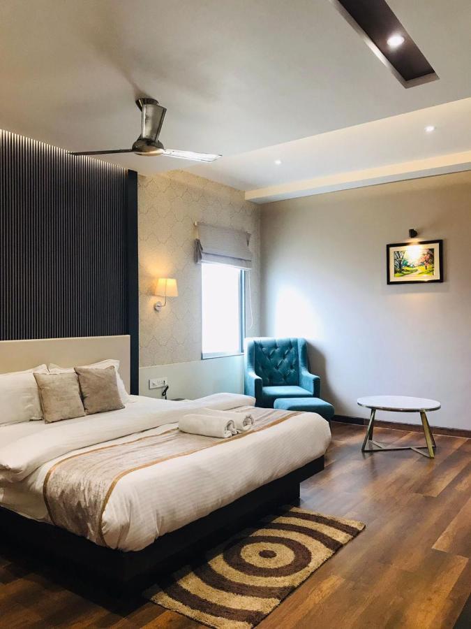 Hotel Royal Livin Варанасі Екстер'єр фото