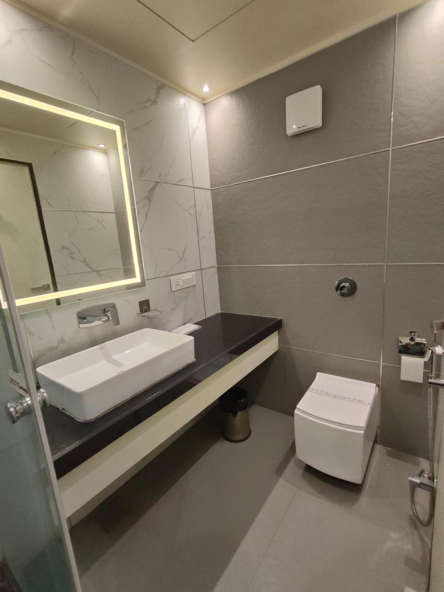 Hotel Royal Livin Варанасі Екстер'єр фото
