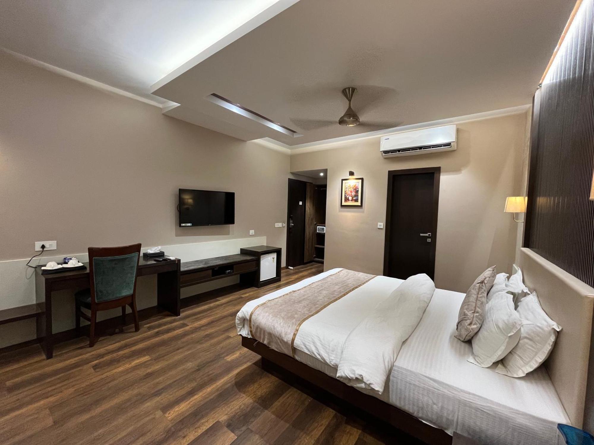 Hotel Royal Livin Варанасі Екстер'єр фото